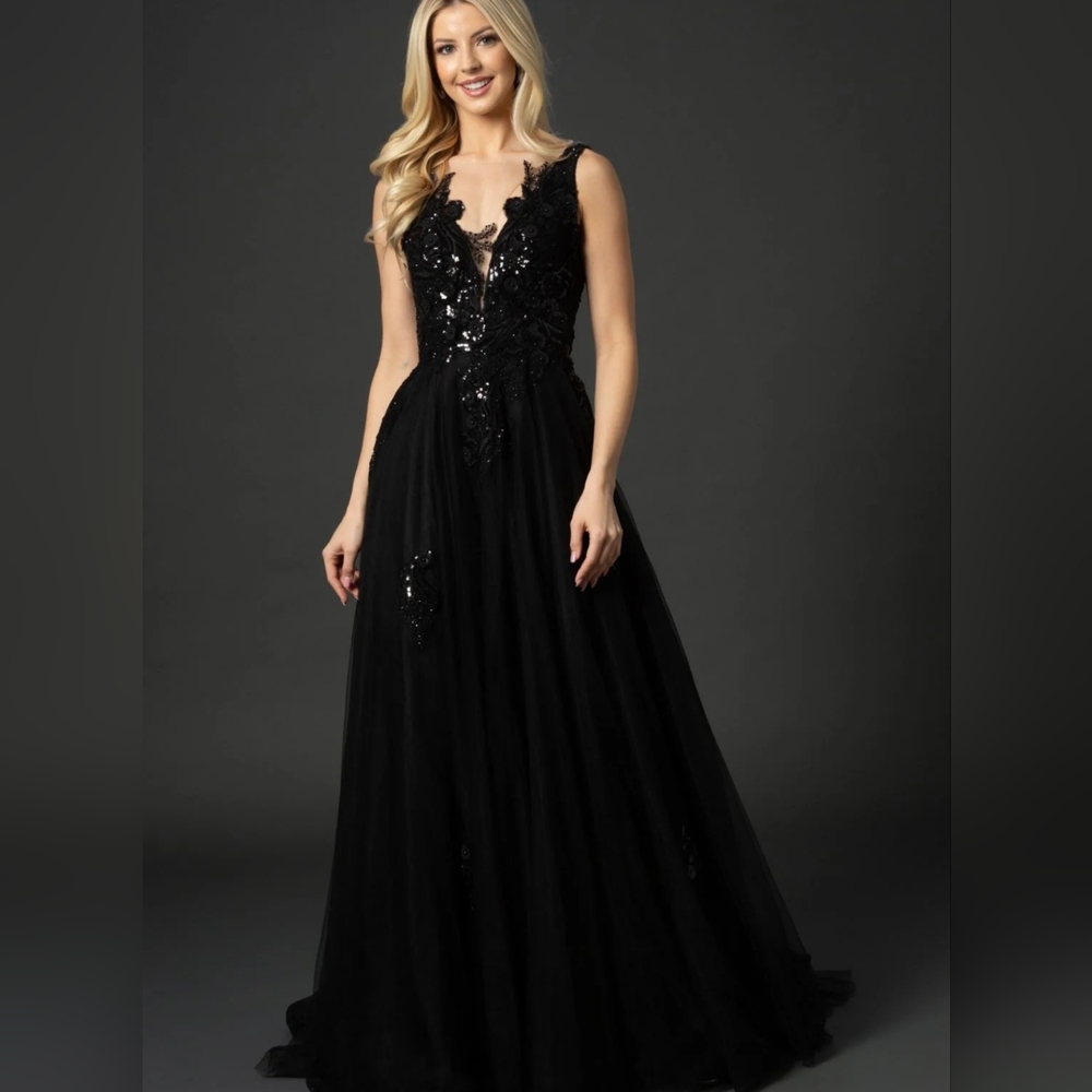 Nina Canacci Black Sequin Prom Dress